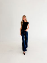 Load image into Gallery viewer, Kiss & Tell Top