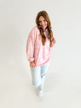 Load image into Gallery viewer, Camo Mock neck Sweatshirt | Pink
