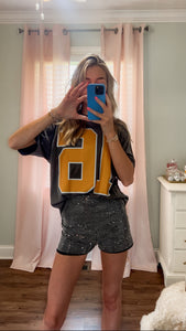 Sixteen Tee