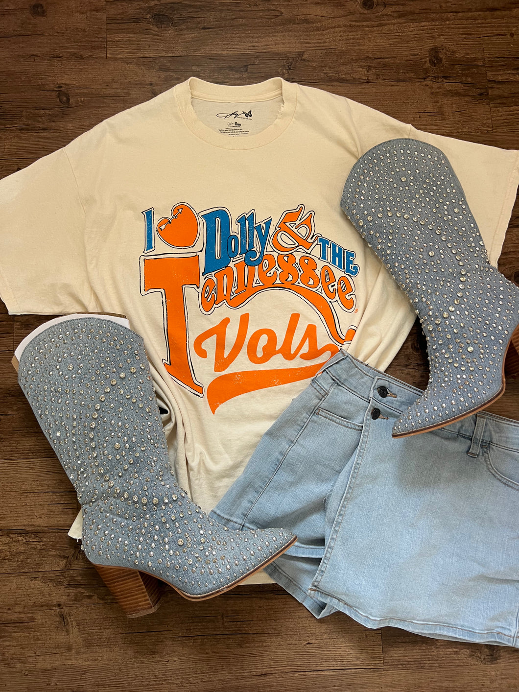 I Heart Dolly&Vols Thrifted Tee
